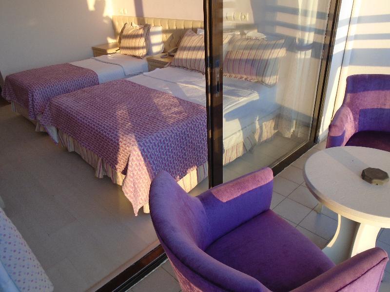 Esat Hotel Kusadası Exterior foto